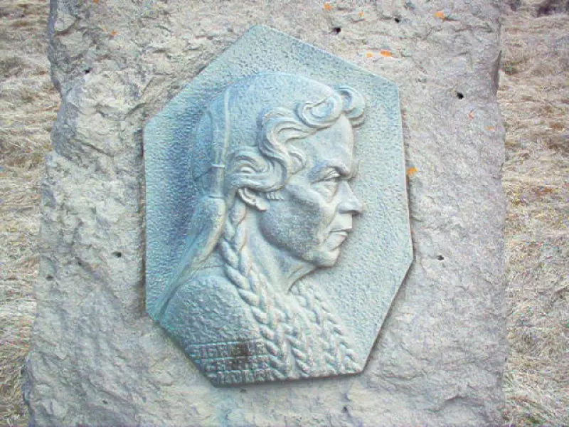 La stèle de Sigriður Tomasdottir